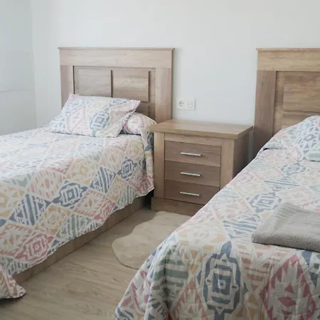 Piso Centro Parque Ferrera 公寓 阿维莱斯