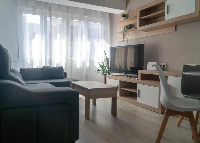 Piso Centro Parque Ferrera Апартаменты *